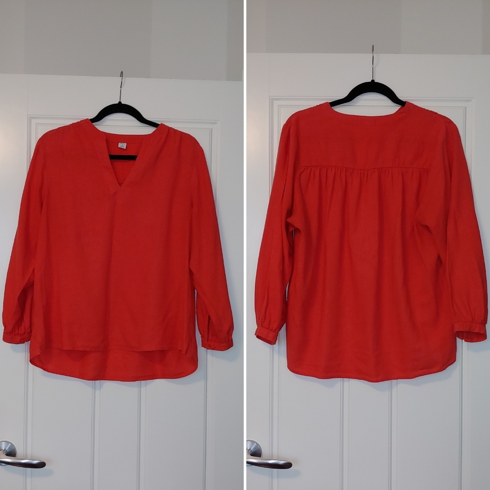 OLD NAVY Flowy Blouse